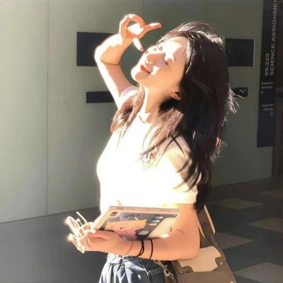 当红女秘书封面